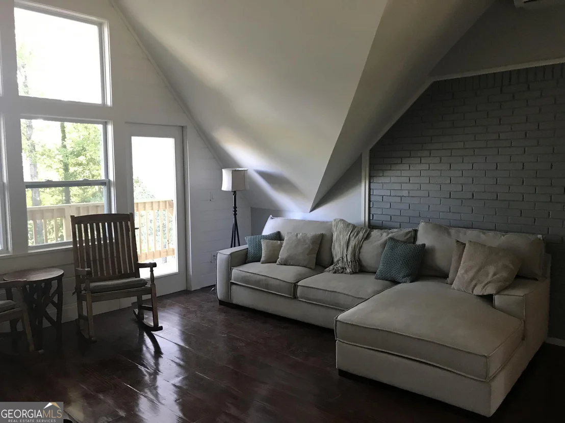 Photo of 7045 Collins Point Road