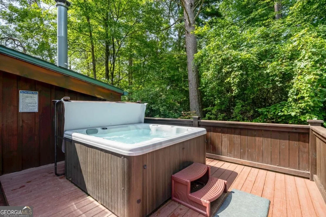 Photo of 83 Riverview Circle