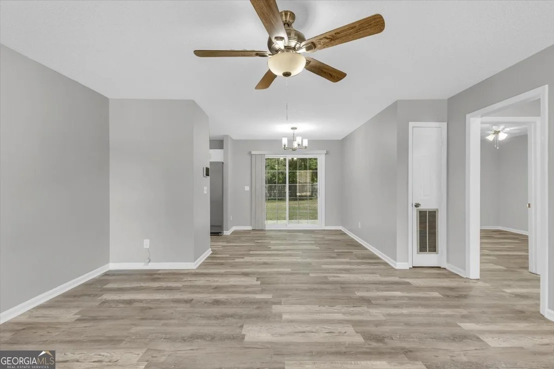 Photo of 418 Garden Acres Way