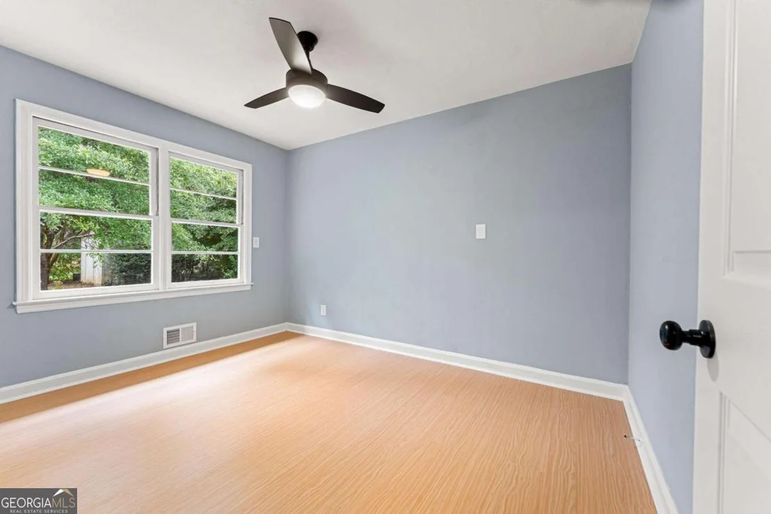 Photo of 140 Northcrest Drive