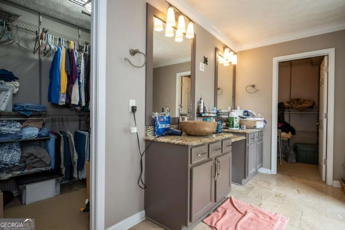 Photo of 421 Regan Drive