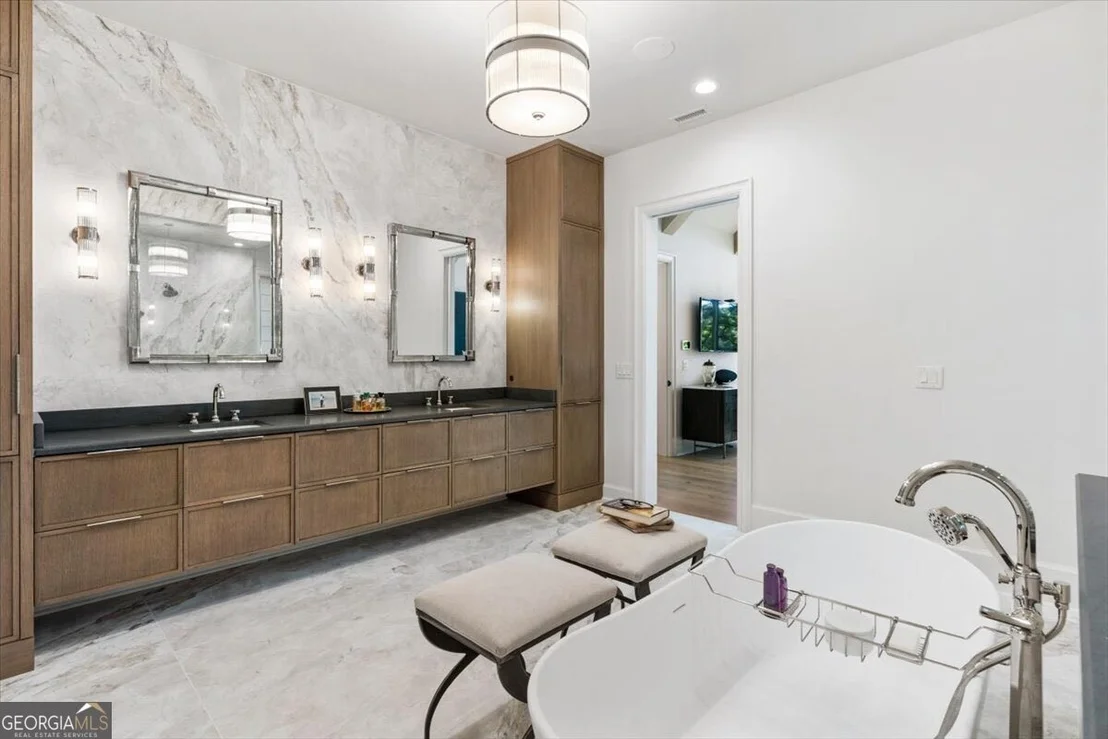Photo of 9330 Lisa Circle