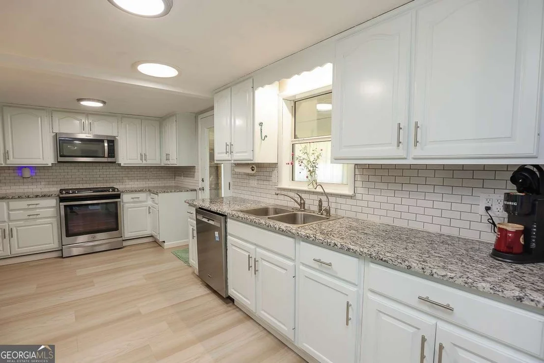 Photo of 1492 Sand Hill Road