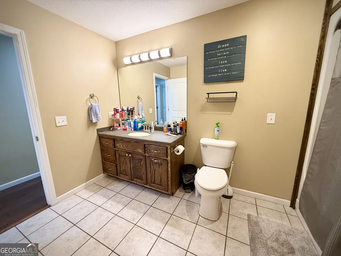 Photo of 2402 Zoar Road