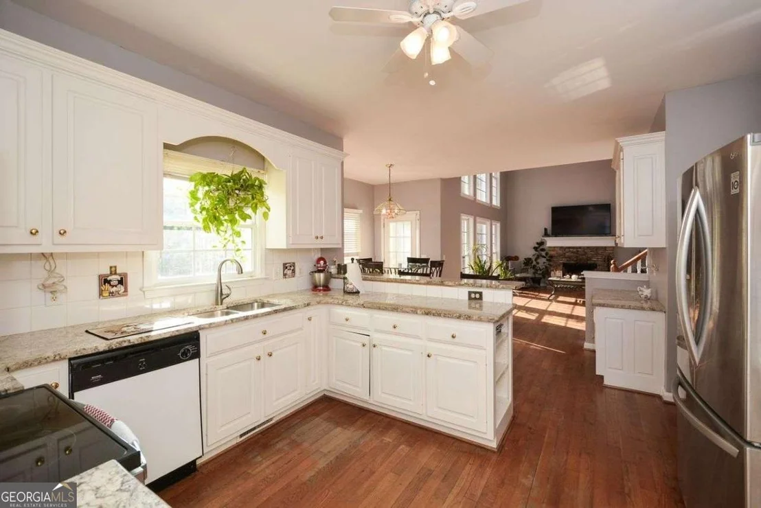 Photo of 5045 Southern Trace Drive