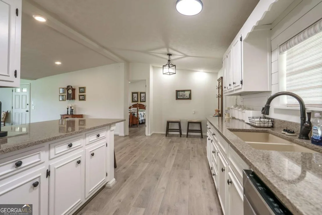 Photo of 1180 Green Briar Drive