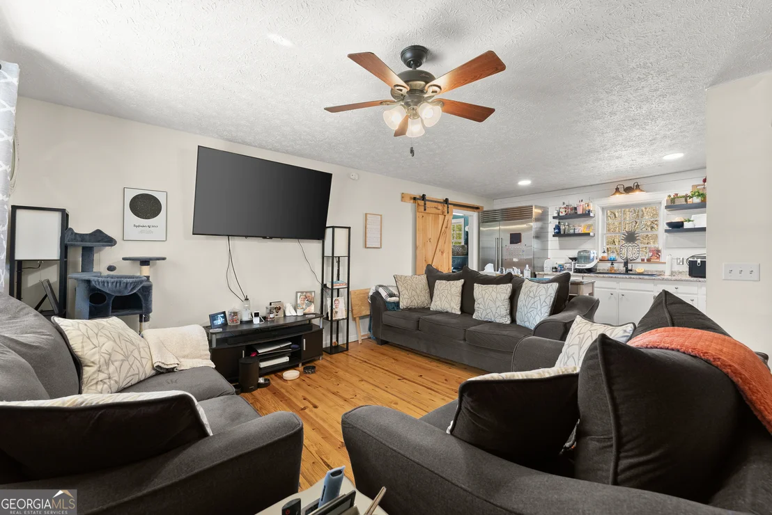 Photo of 431 Clover Leaf Road