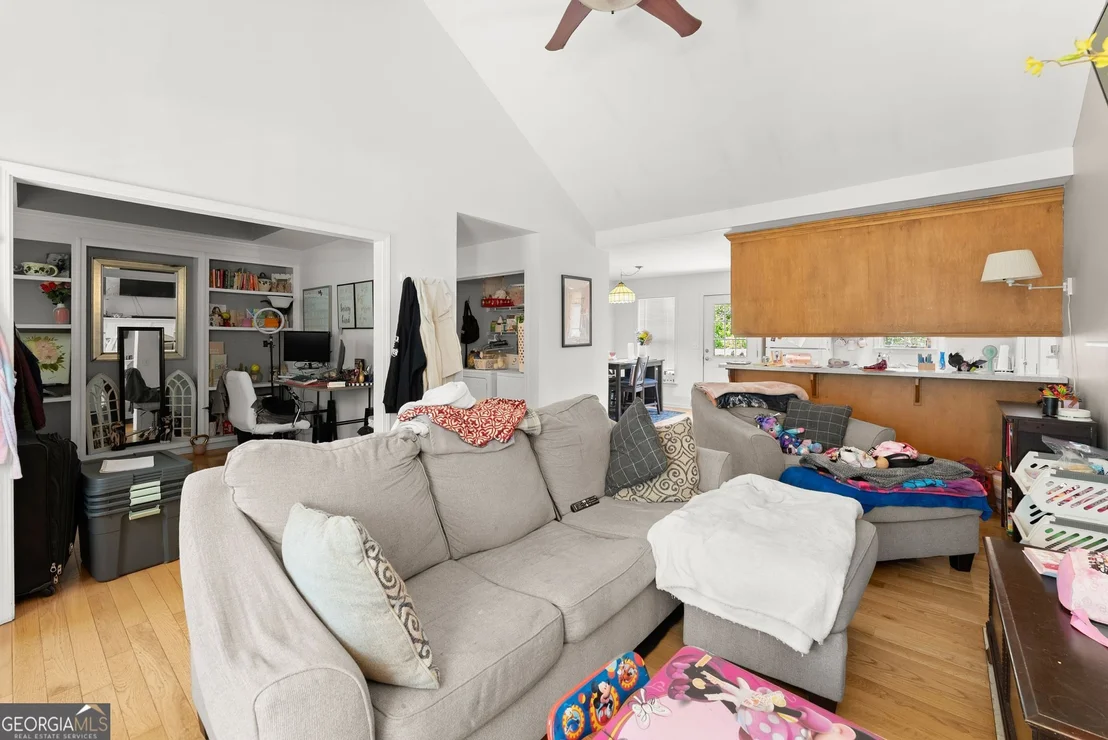 Photo of 5137 Strickland Road