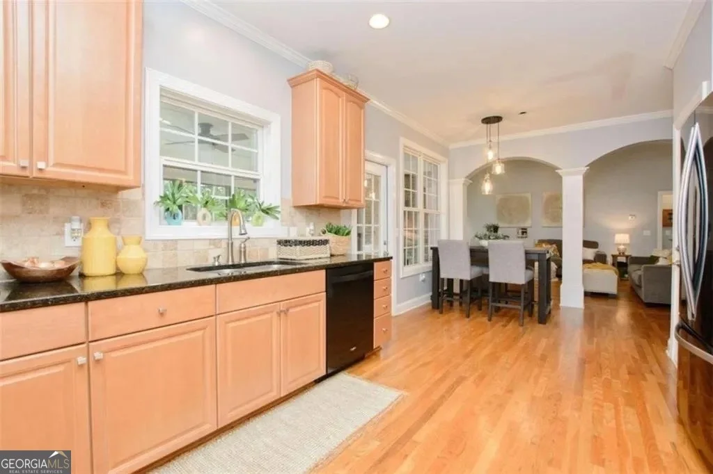 Photo of 121 Meadow Creek Circle