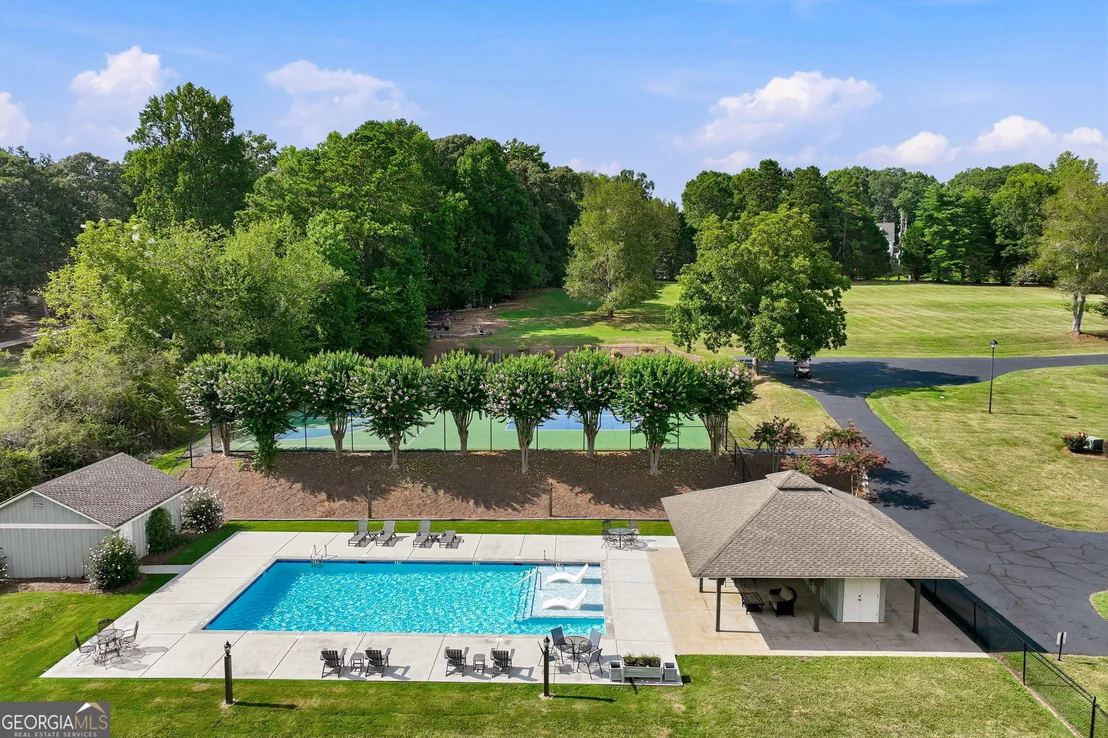 Photo of 3623 N River Road