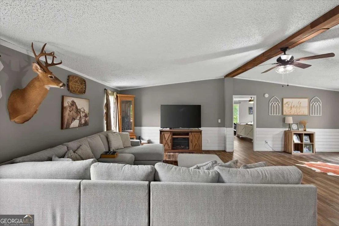 Photo of 930 Dry Pond Lane