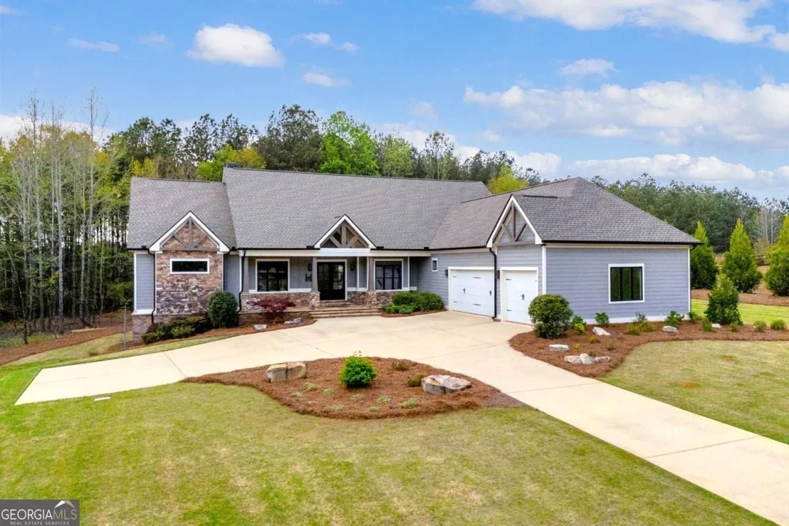 Photo of 2499 River's Edge Drive