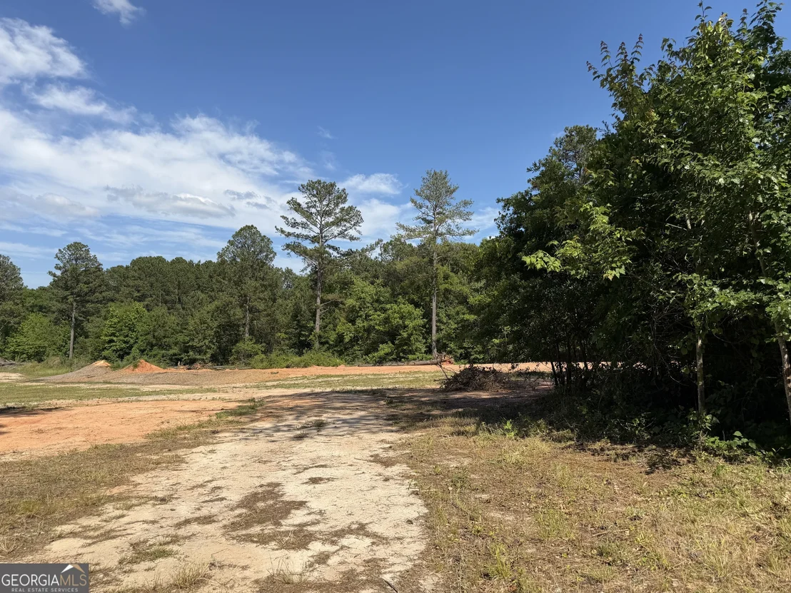 Photo of 1330 STEELE Road