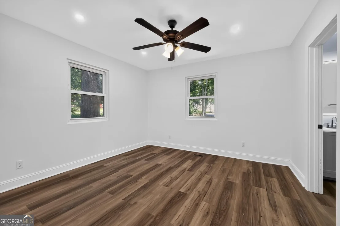 Photo of 562 Marjorie Place