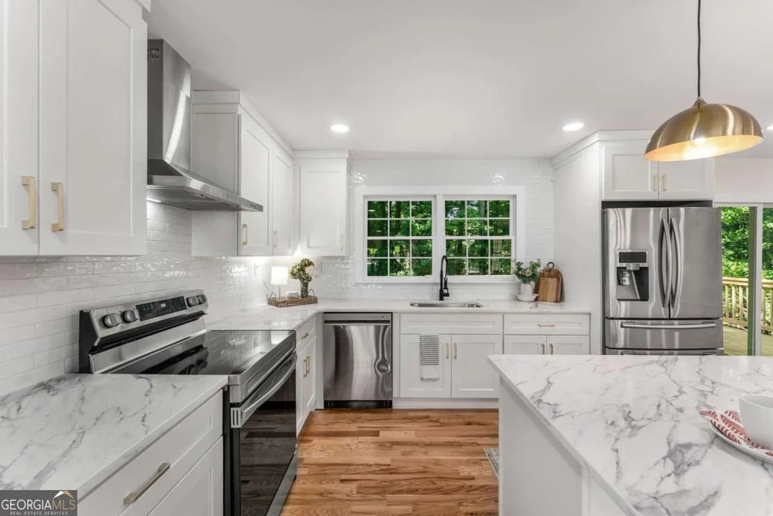 Photo of 57 Hillcrest Drive SE