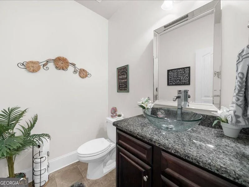 Photo of 5680 Banner Boulevard