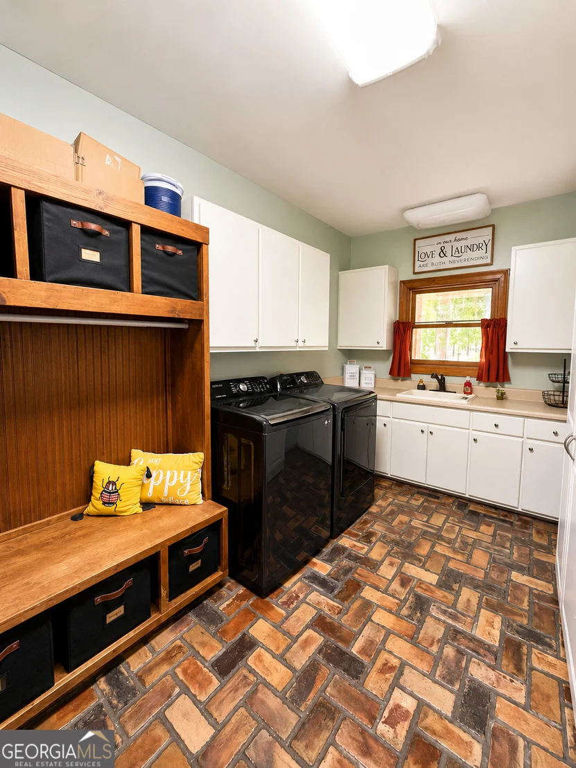 Photo of 117 Edgewood Road
