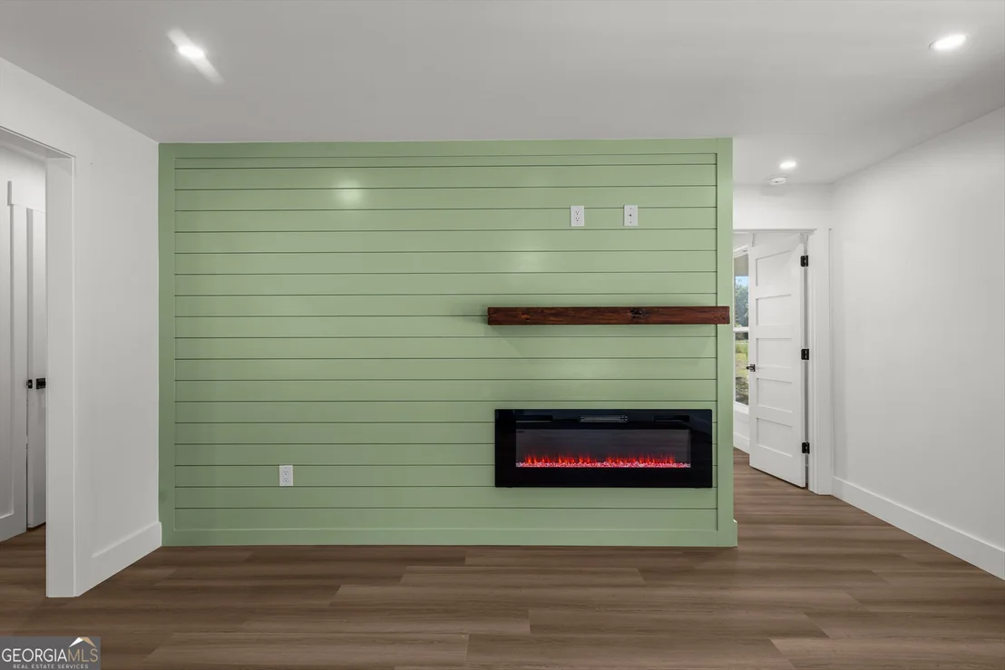 Photo of 3288 W US-280