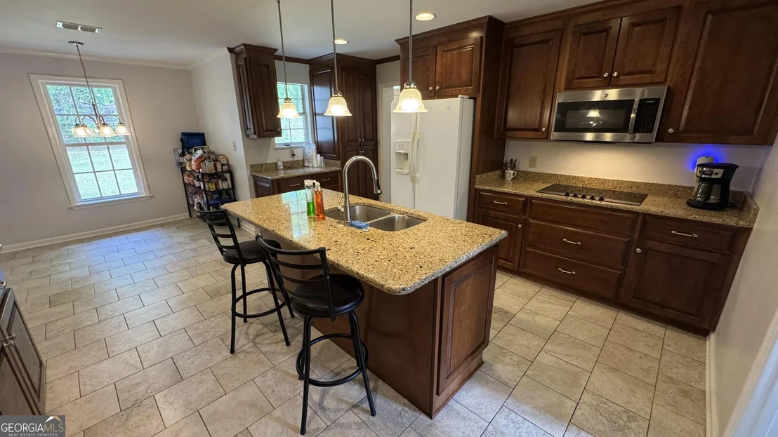 Photo of 355 Summerhill Road