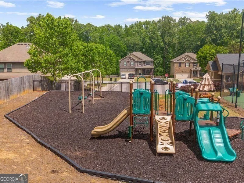 Photo of 5680 Banner Boulevard