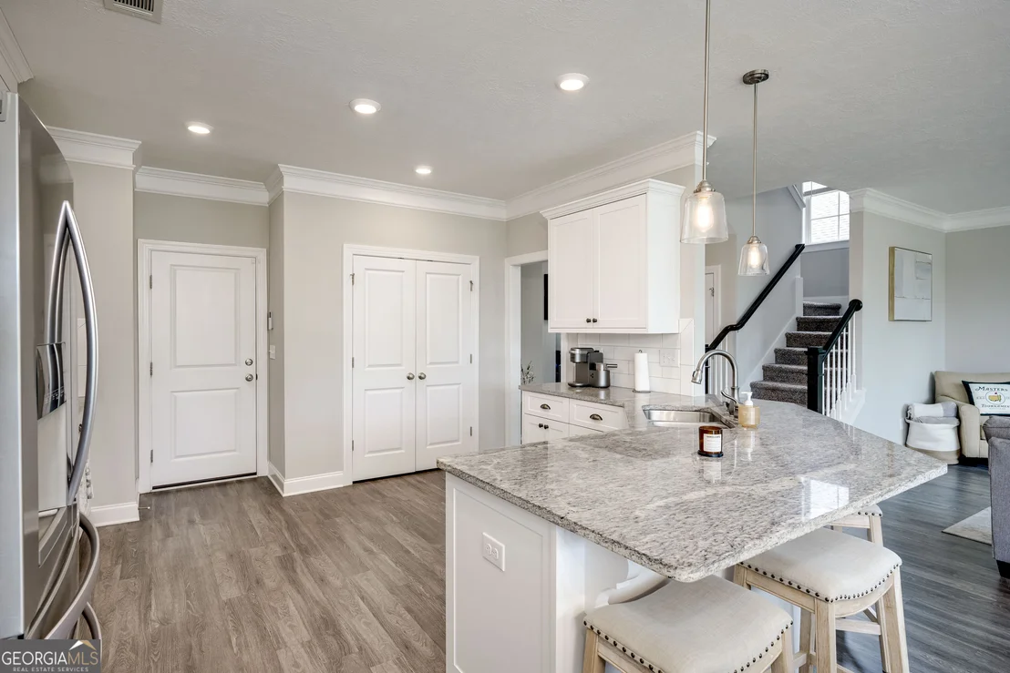 Photo of 401 Longmeadow Drive