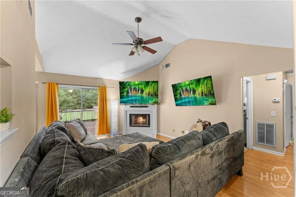 Photo of 128 Cambridge Drive