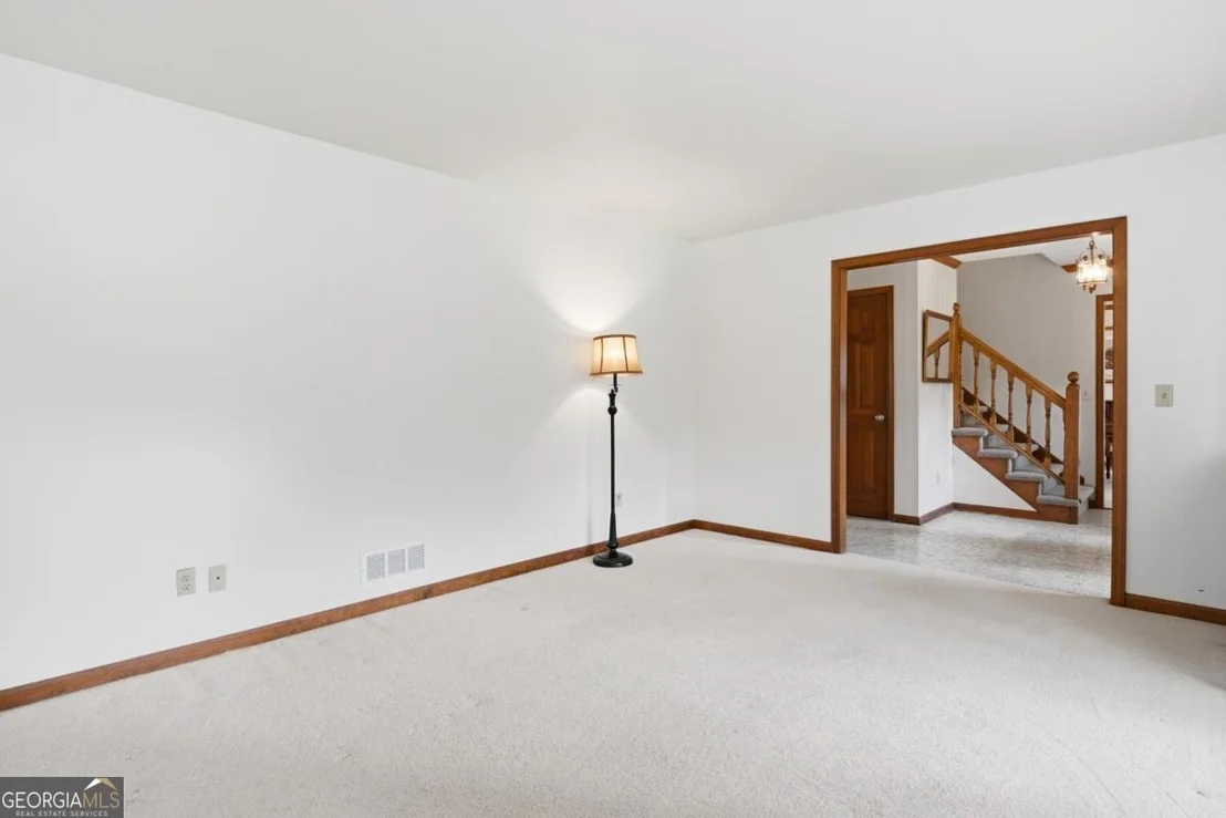 Photo of 3248 Hunterdon Way SE