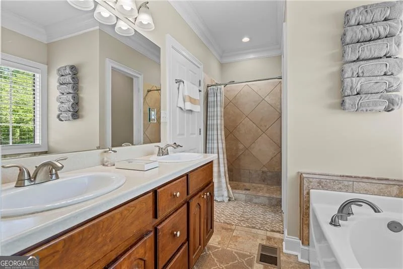 Photo of 175 Tom Jones Road