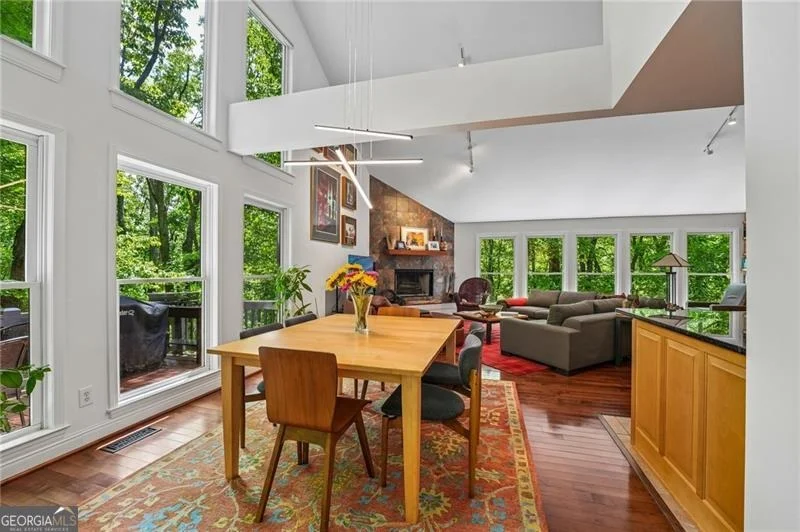 Photo of 238 Windflower Drive