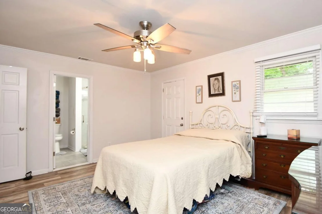 Photo of 280 Valleybrook Drive