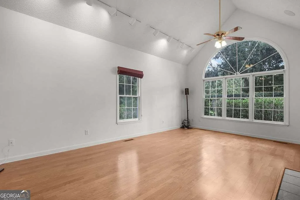 Photo of 230 Lyman Hall