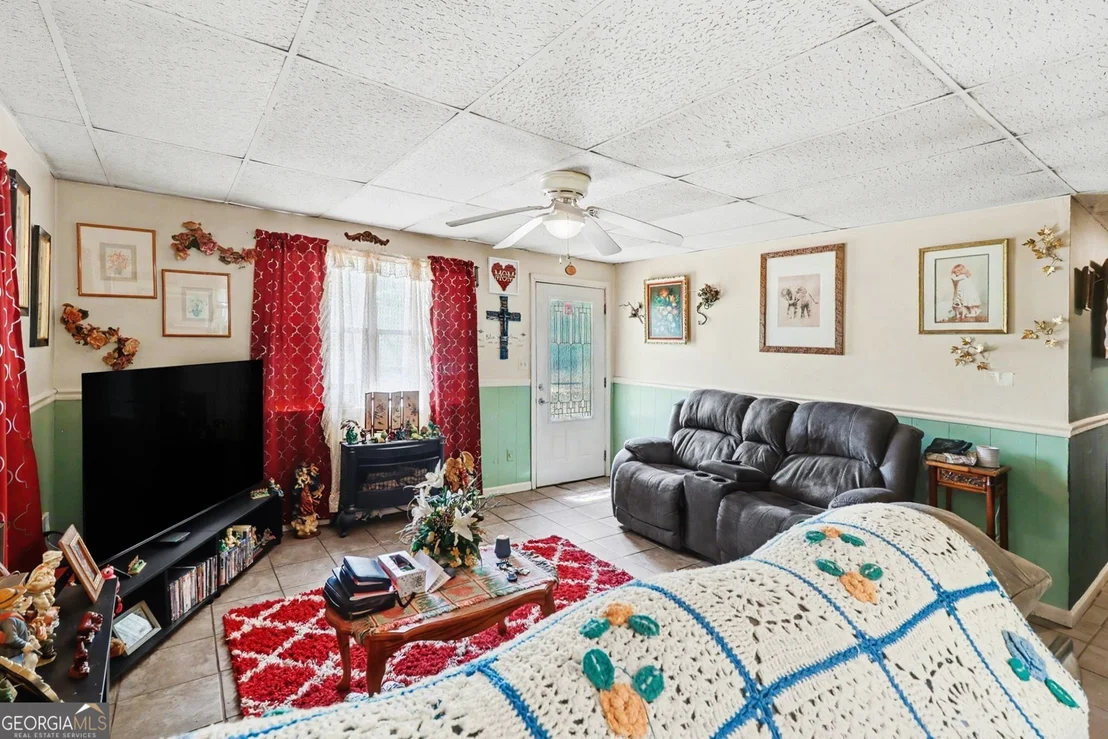 Photo of 204 Adams Circle SE