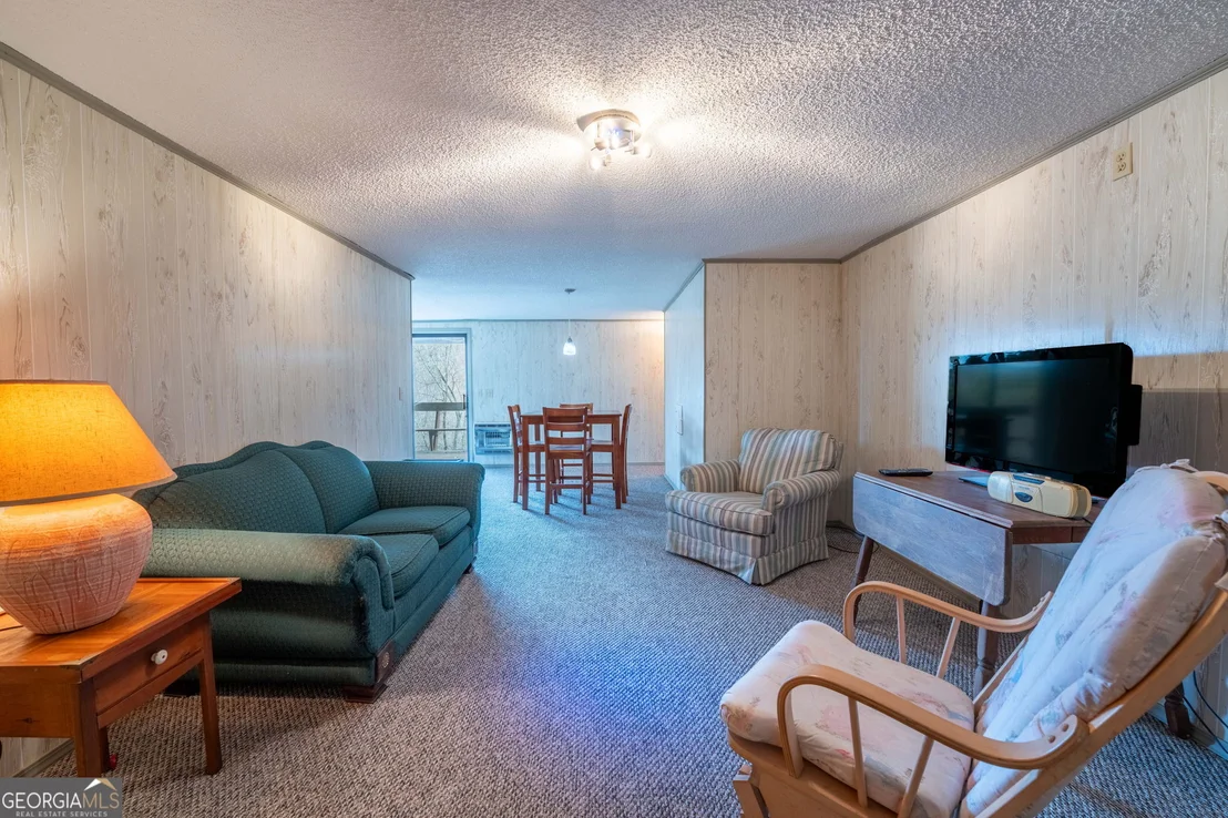 Photo of 375 Western Way