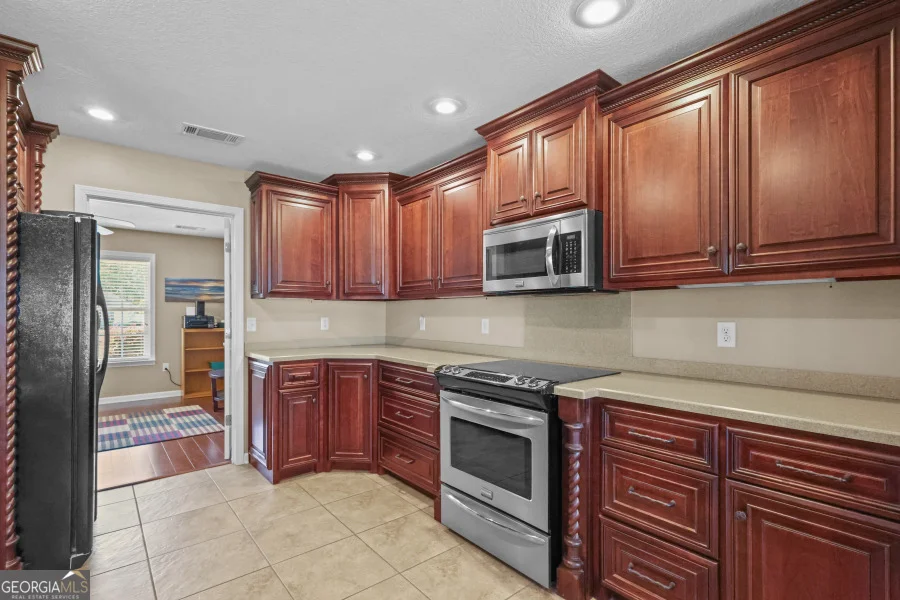 Photo of 143 Caleb Circle