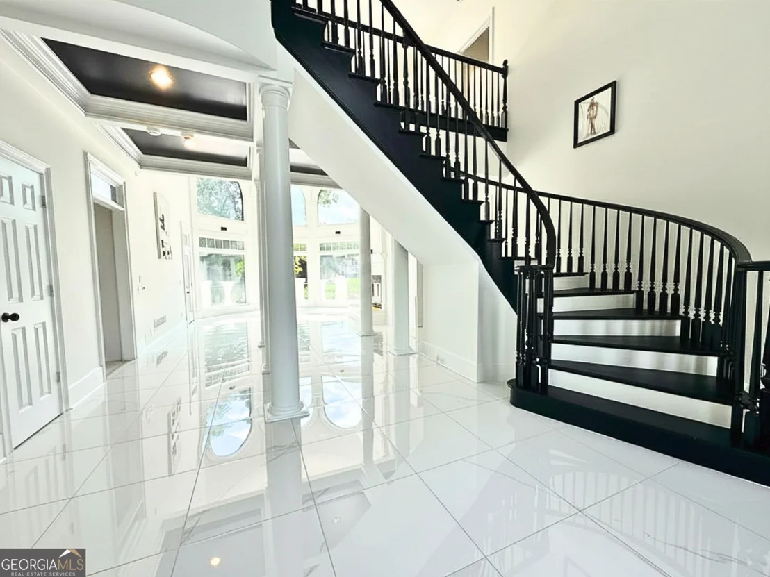 Photo of 302 Shadow Glen