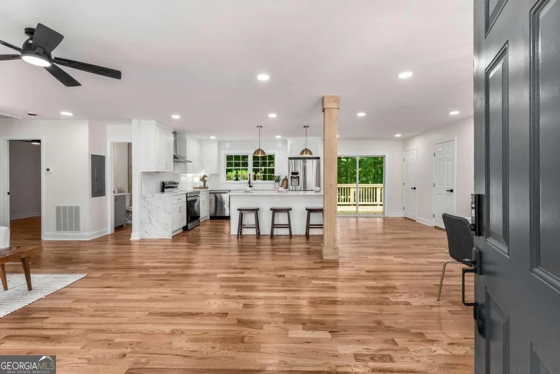 Photo of 57 Hillcrest Drive SE