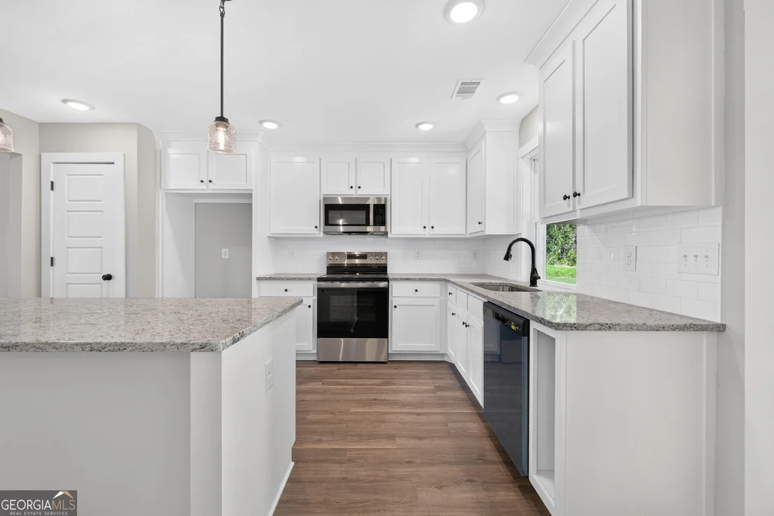Photo of 468 Roper Road