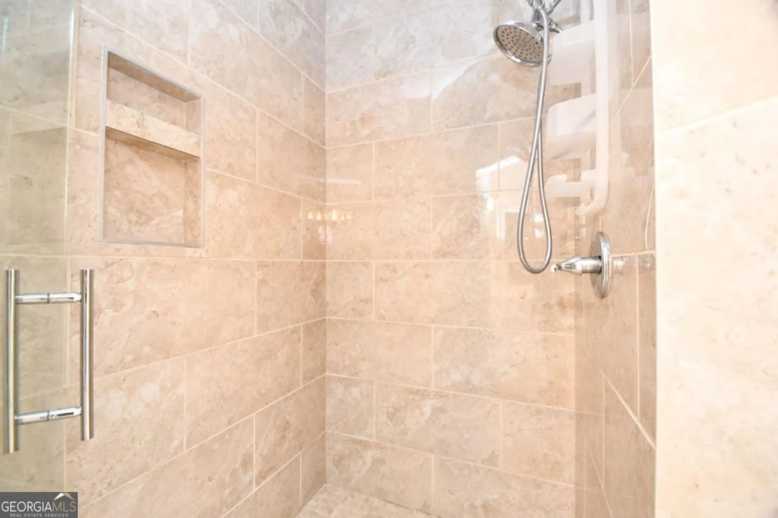 Photo of 218 Thornhill Drive