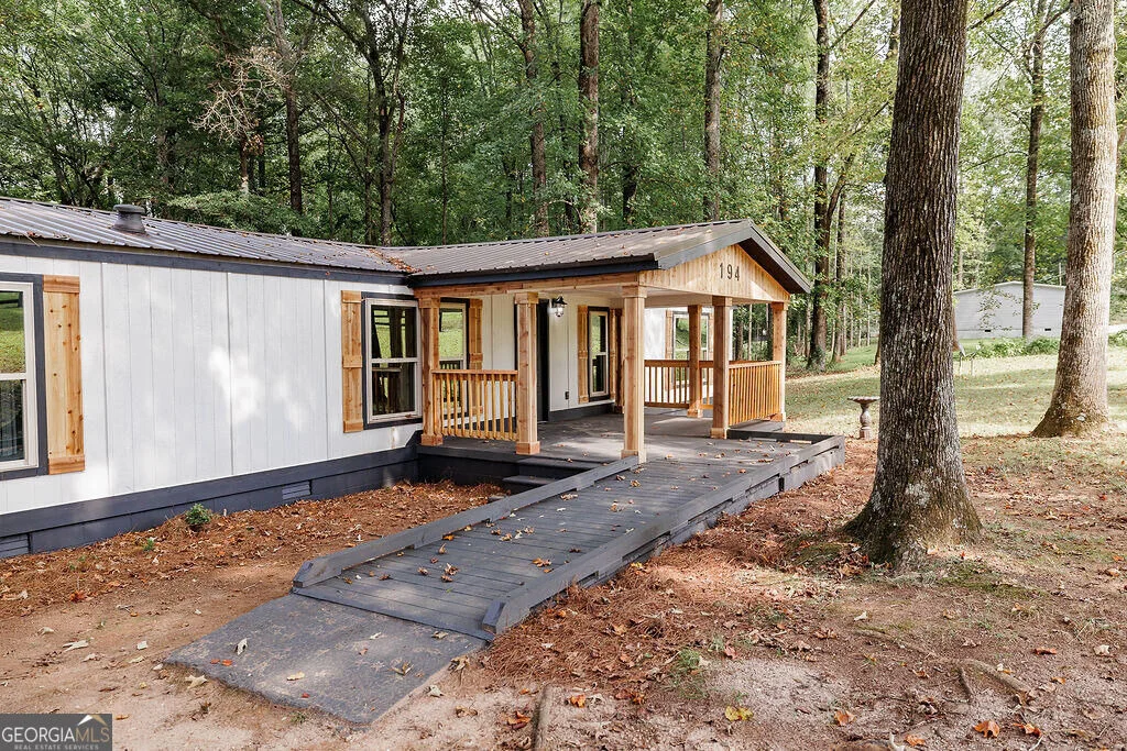 Photo of 194 Adams Road