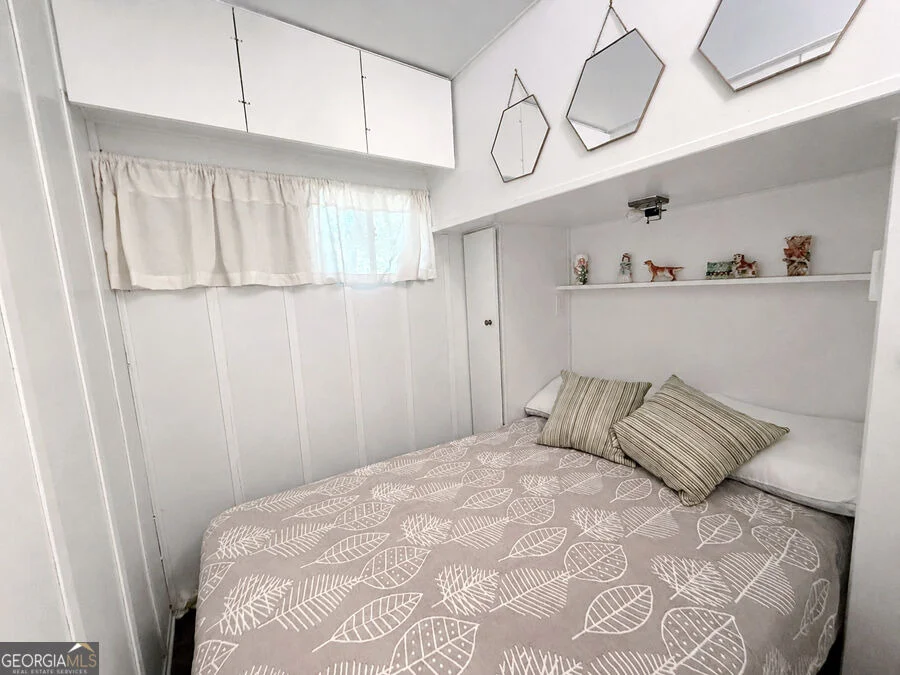 Photo of 332 Addis Circle
