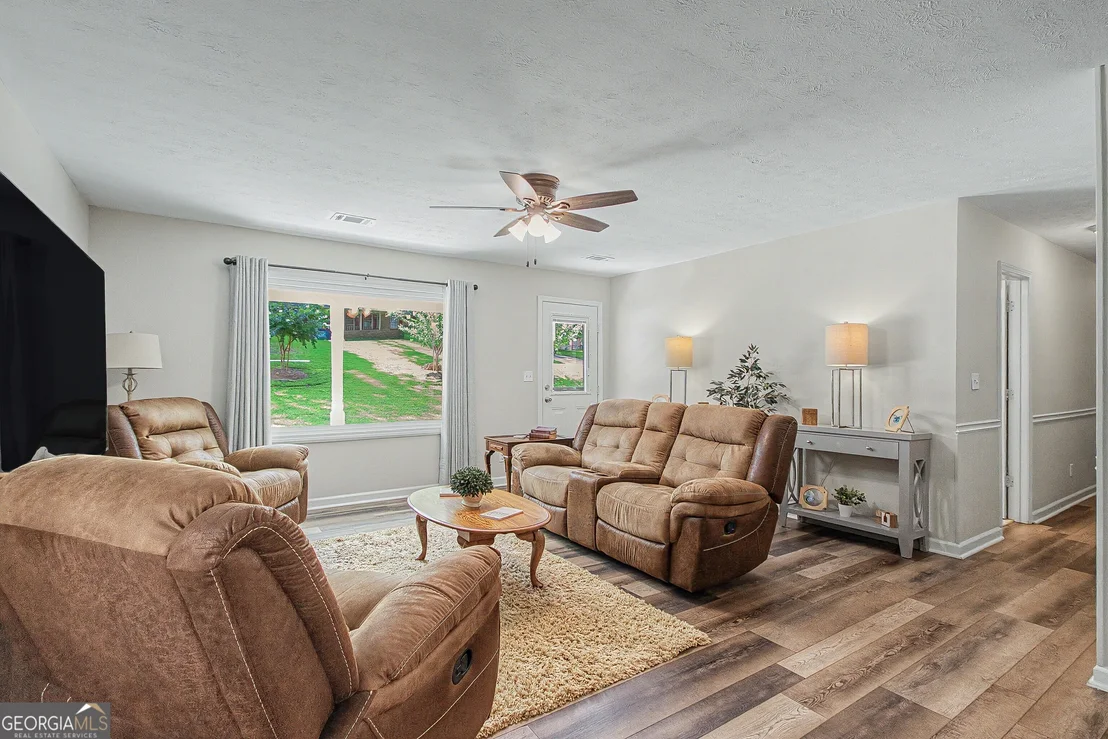 Photo of 27 Lynhaven Drive