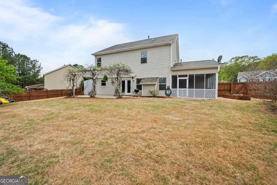Photo of 555 Evergreen Way