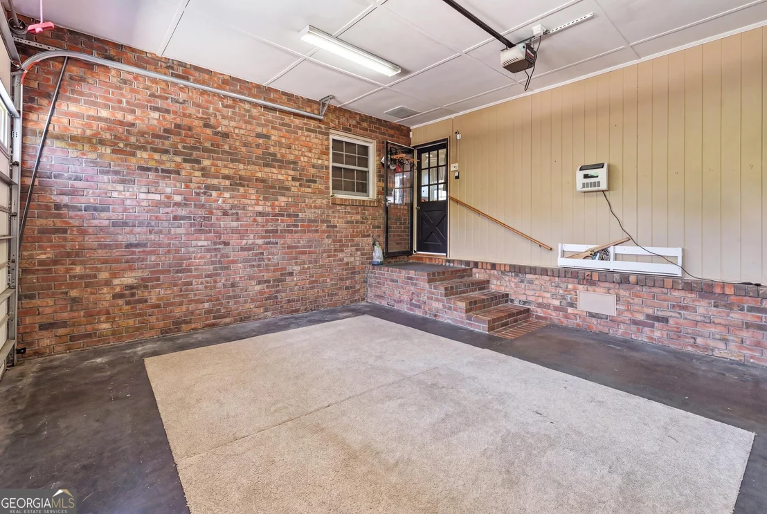 Photo of 125 Windsor Drive