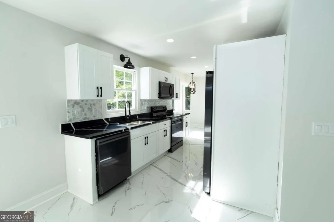 Photo of 60 Lakeside Drive
