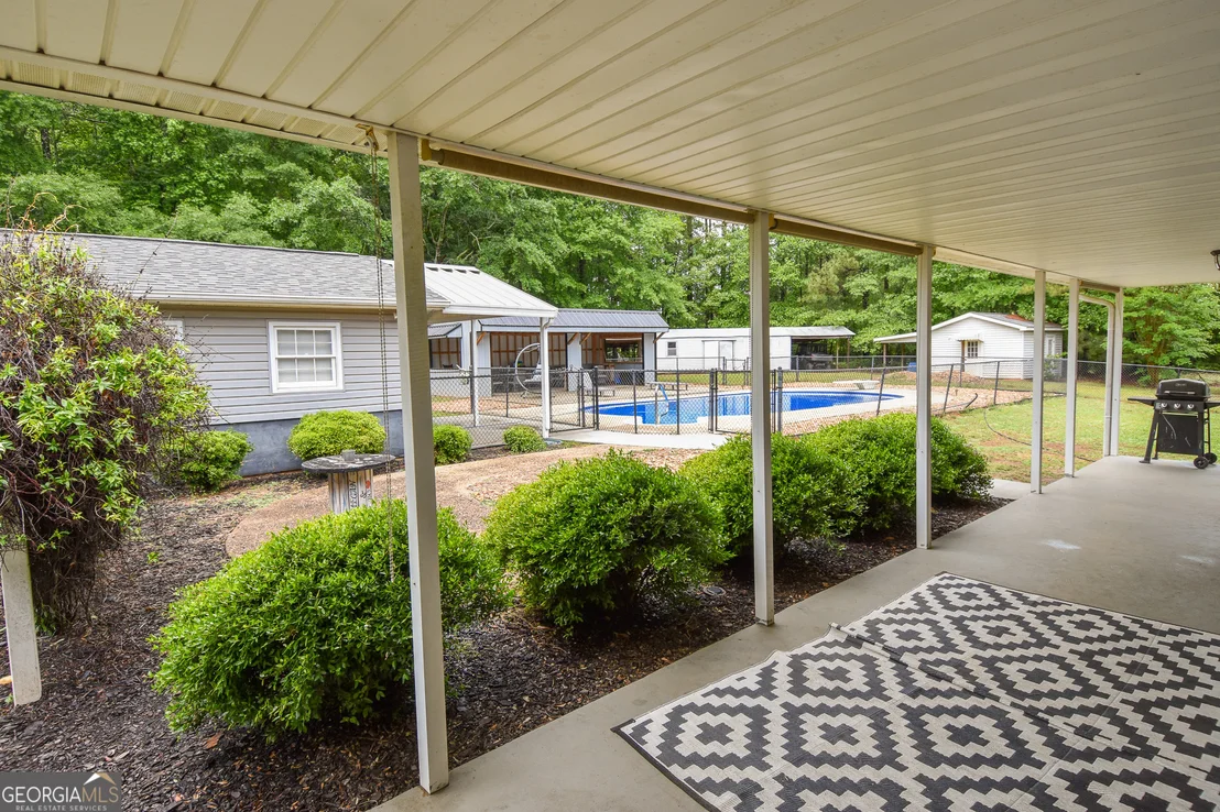 Photo of 1579 Van Buren Road