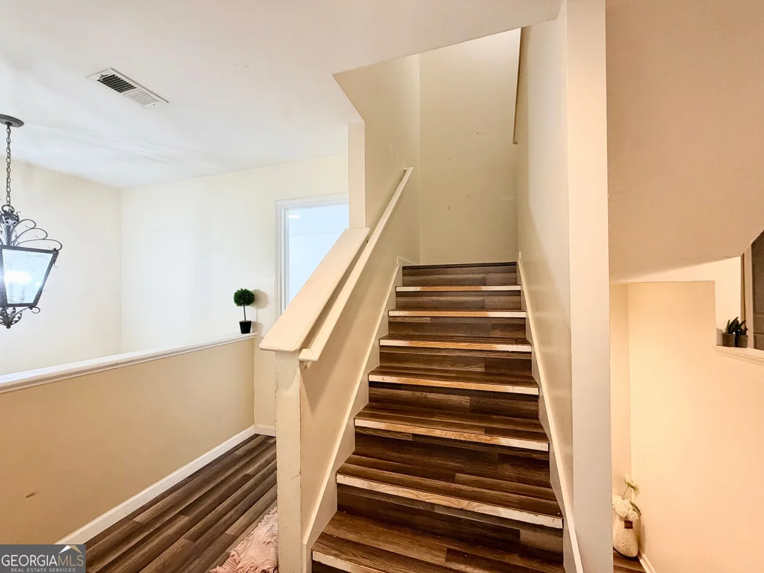 Photo of 7187 Walton Hill