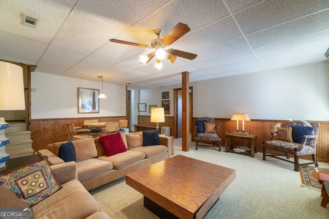 Photo of 722 Woodbrier