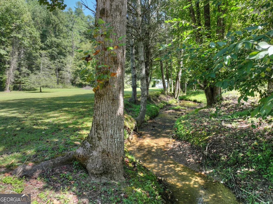 Photo of 7233 Shakerag Road