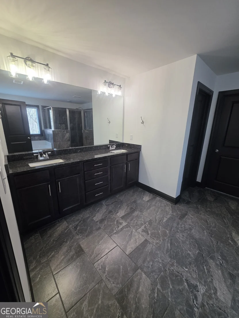 Photo of 40 Hollyhock Lane