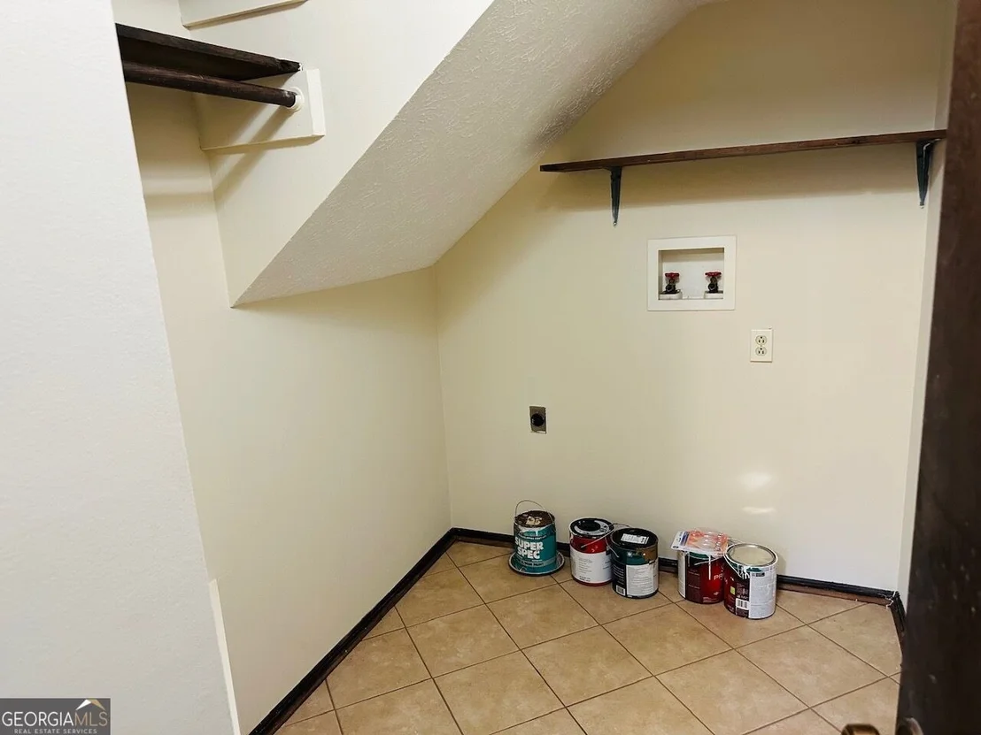 Photo of 115 W Pyne Drive